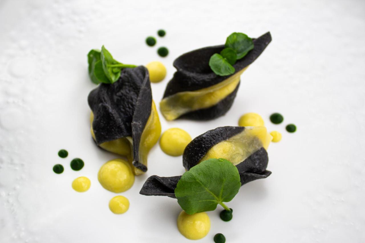 Chateau D'Origny, Chambres D'Hotes Et Restaurant Gastronomique Ouches Dış mekan fotoğraf
