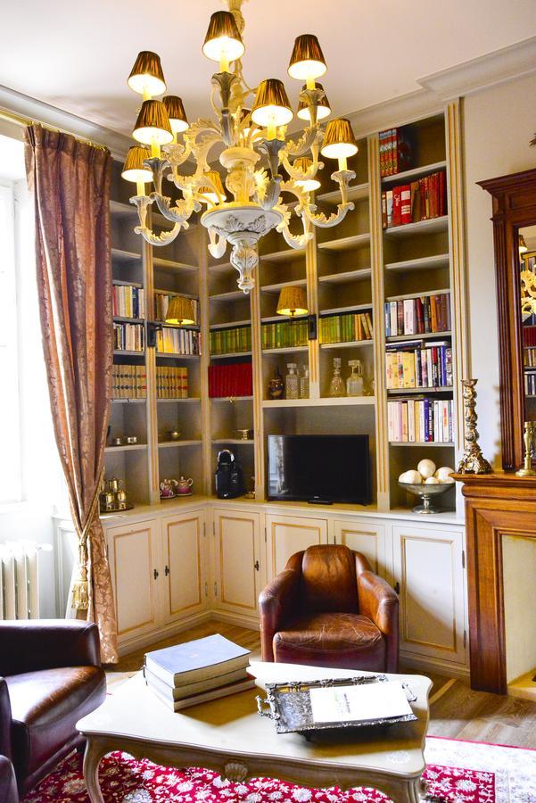 Chateau D'Origny, Chambres D'Hotes Et Restaurant Gastronomique Ouches Dış mekan fotoğraf