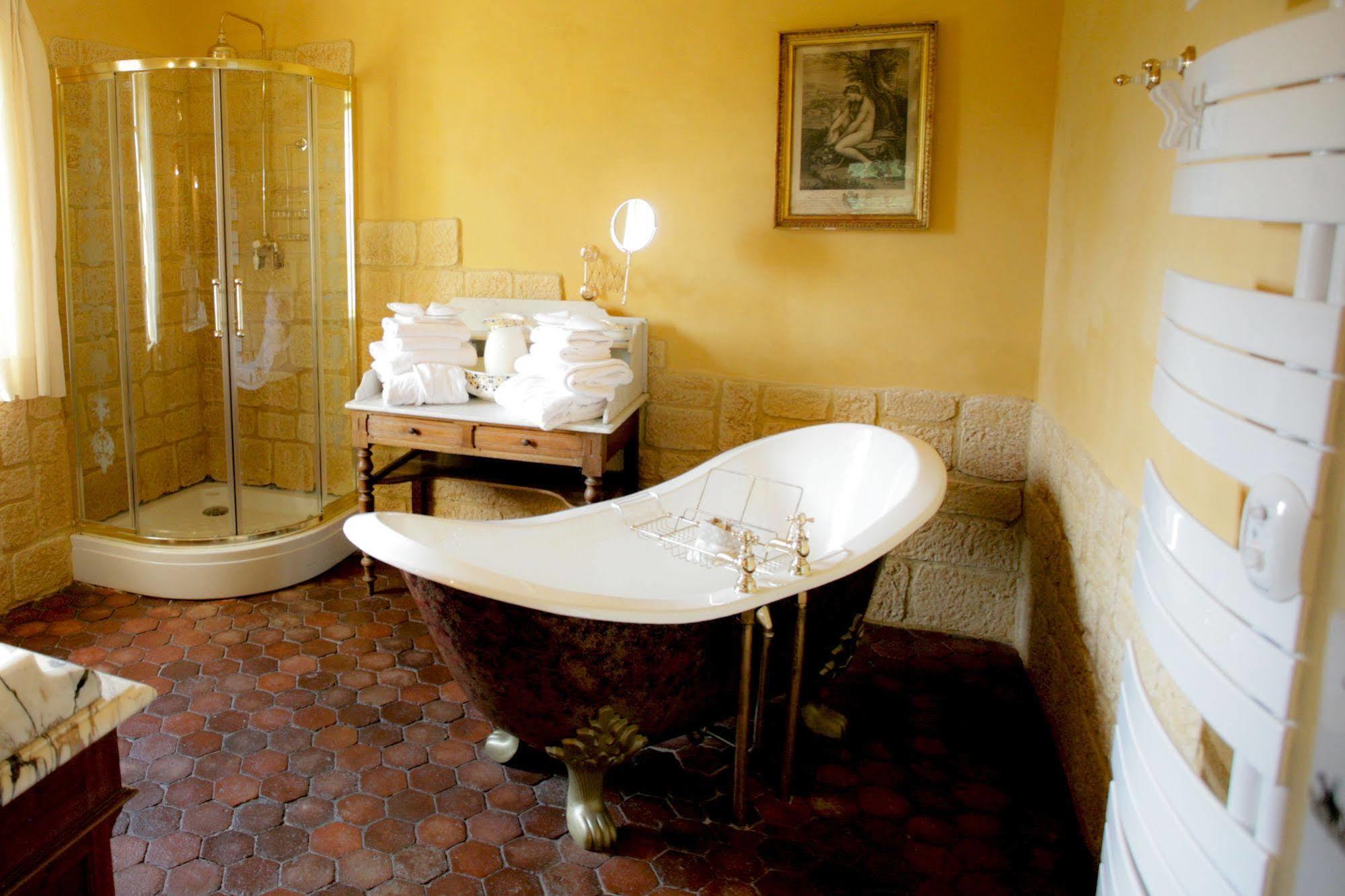 Chateau D'Origny, Chambres D'Hotes Et Restaurant Gastronomique Ouches Dış mekan fotoğraf